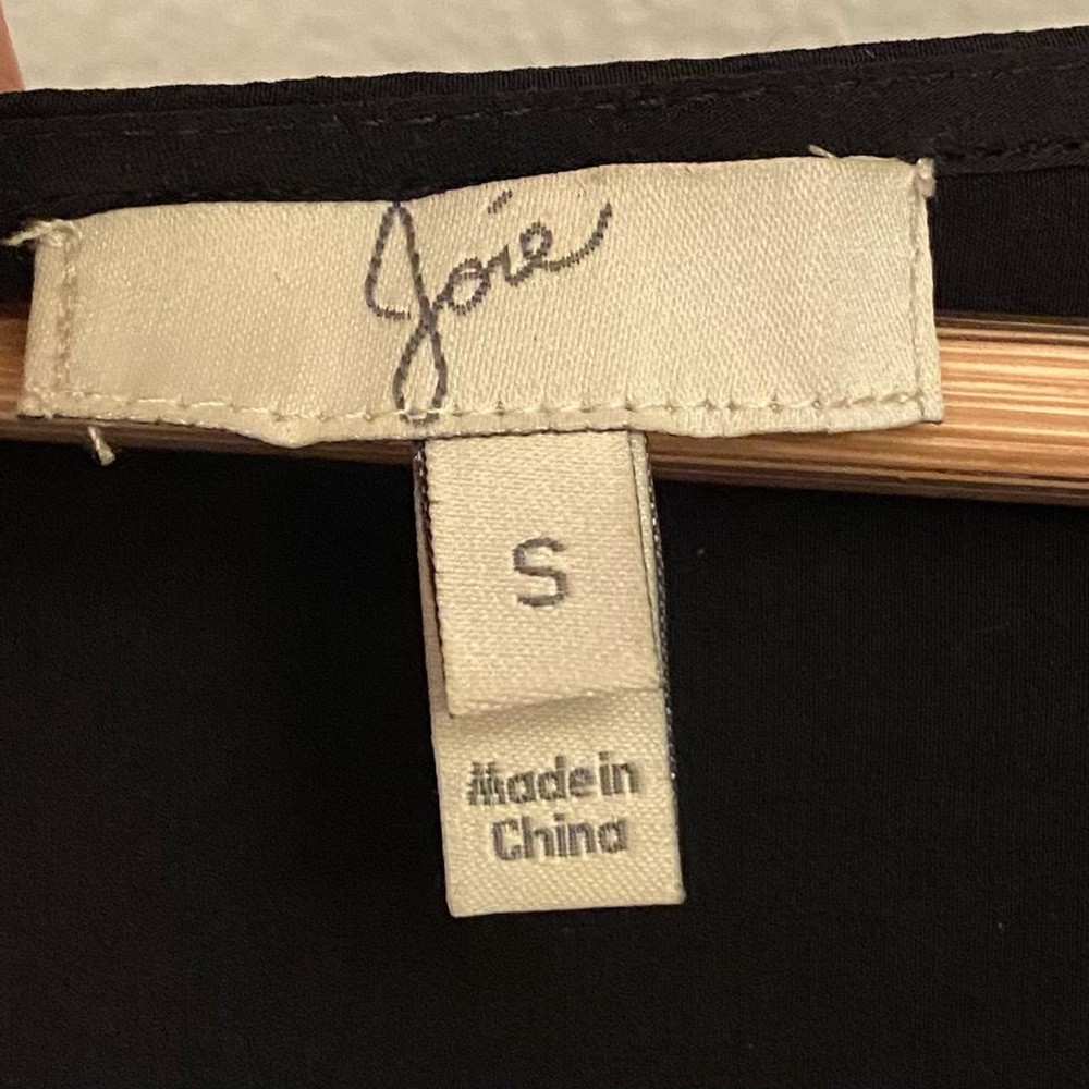 Joie Elegant Black Blouse with Cream Details - Picture 4 of 4